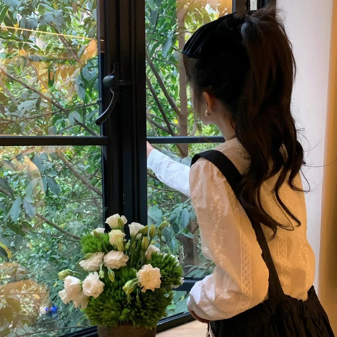 玫瑰园里的老少爷们儿